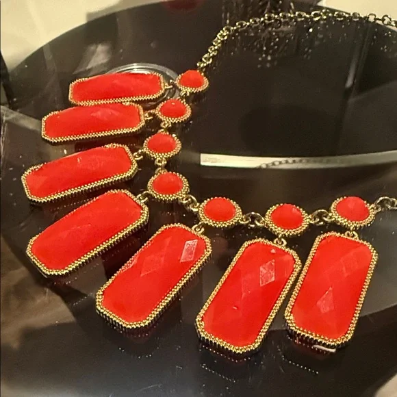 Red Statement Bib Necklace – Women Jewelry - Picture 2 of 2